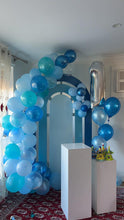 Load image into Gallery viewer, MDF backdrop 2m high x 1.2m wide + 1 plinth (not include balloons garland)
