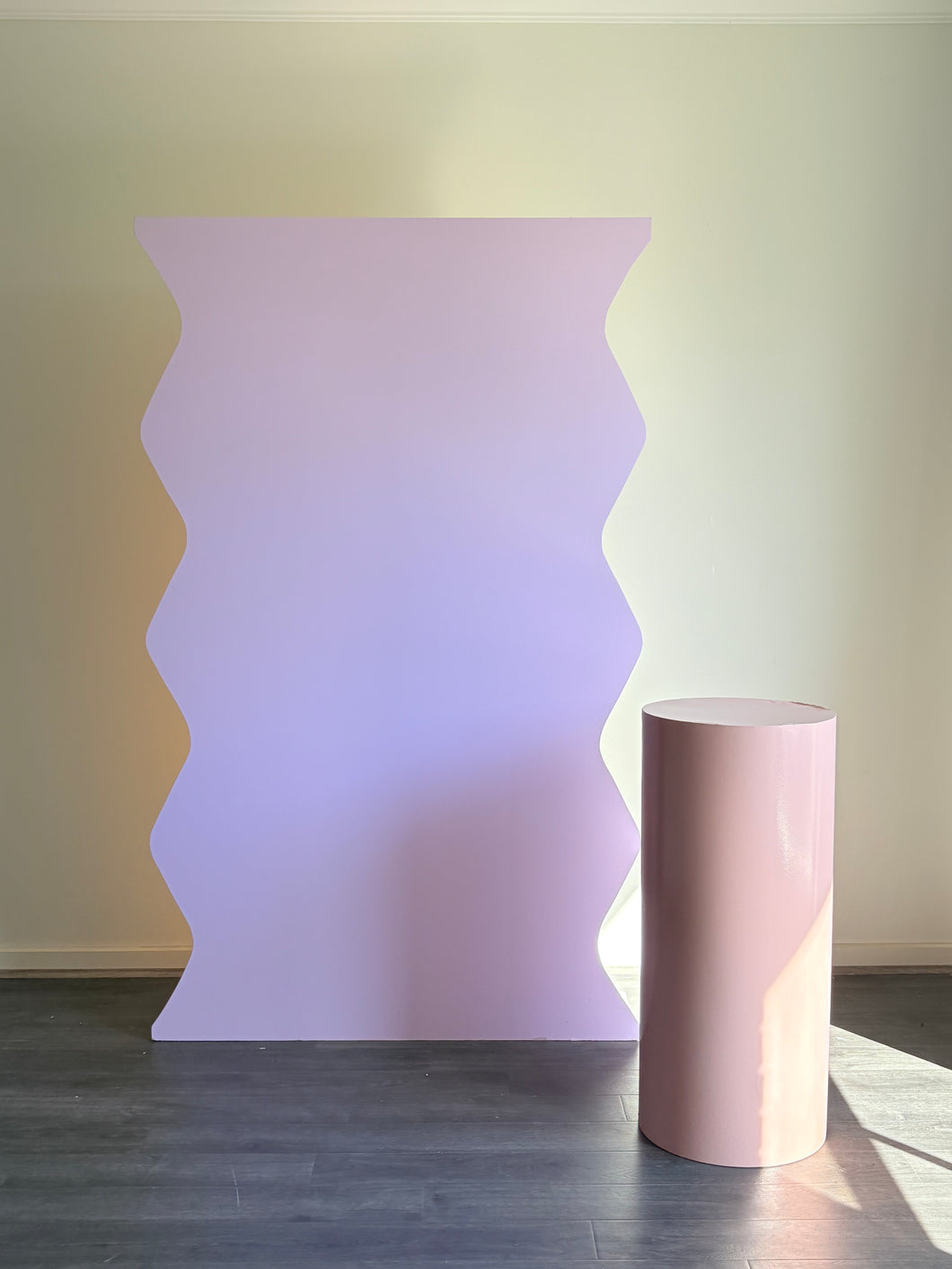 Purple wavy wooden backdrop 2m H x 1.2m W +1 plain plinth